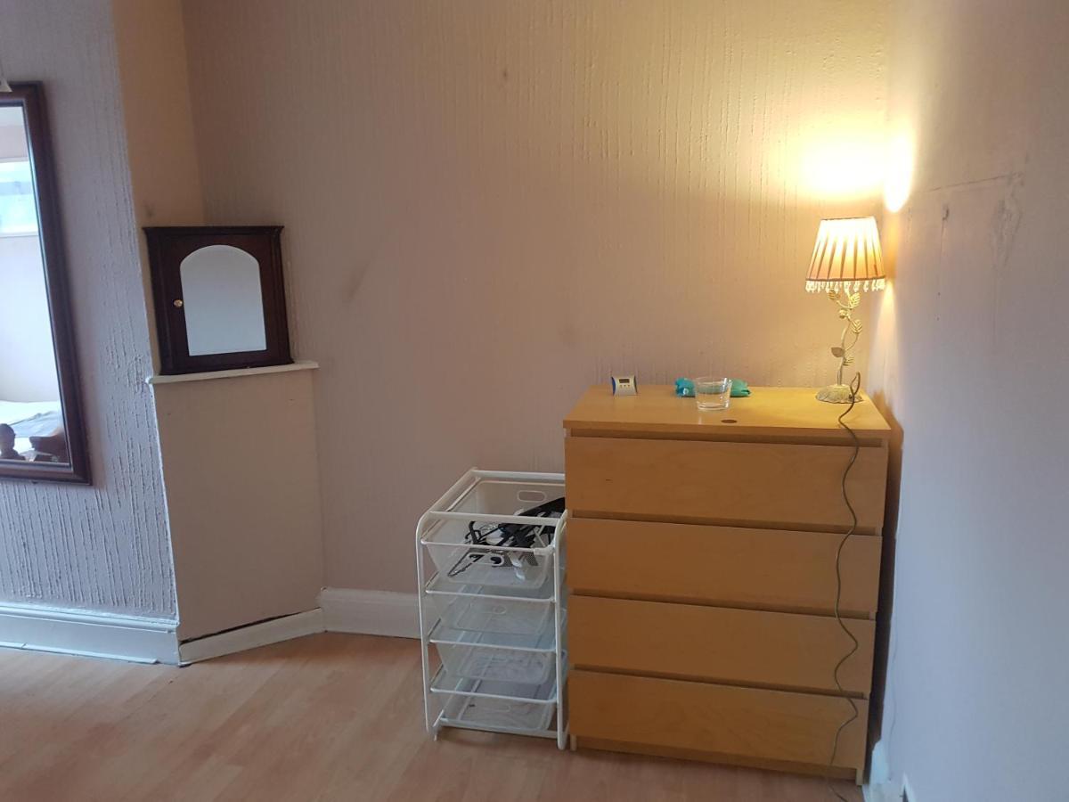 Dach Apartments - Cozy 3 Bed Apartment In Hendon Edgware Kültér fotó