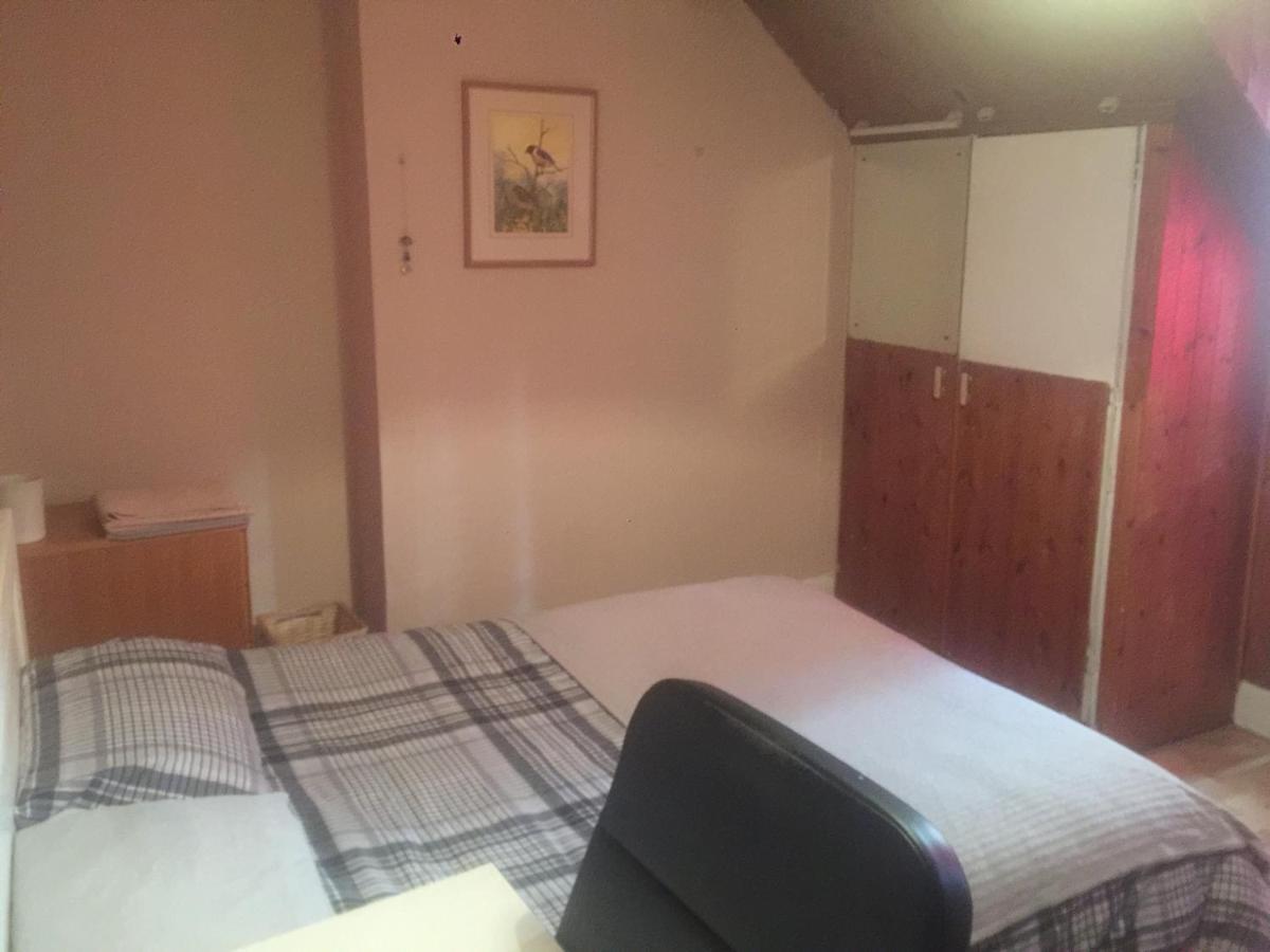 Dach Apartments - Cozy 3 Bed Apartment In Hendon Edgware Kültér fotó