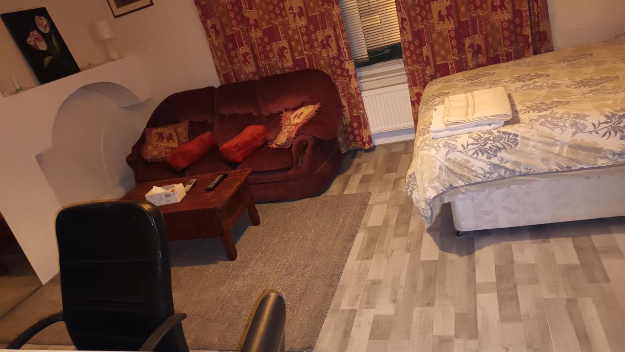 Dach Apartments - Cozy 3 Bed Apartment In Hendon Edgware Kültér fotó