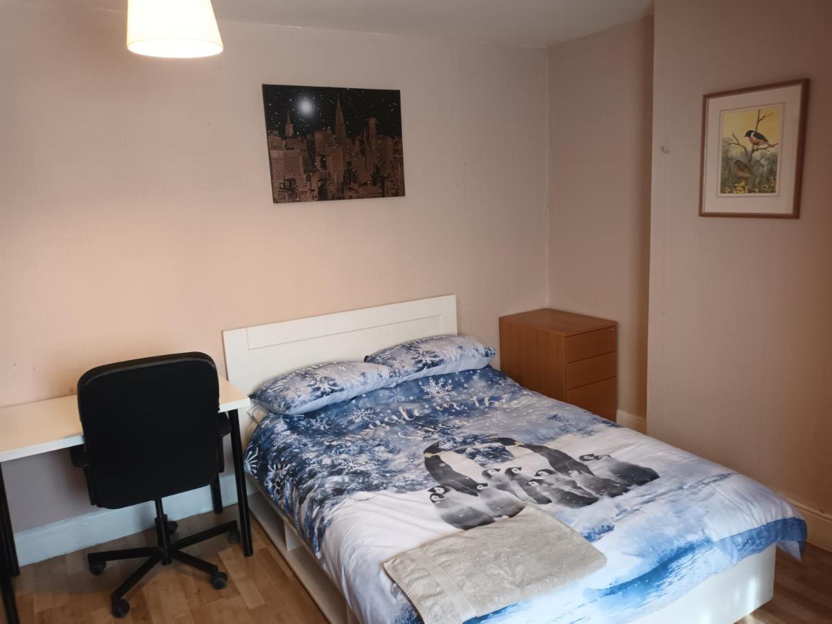 Dach Apartments - Cozy 3 Bed Apartment In Hendon Edgware Kültér fotó